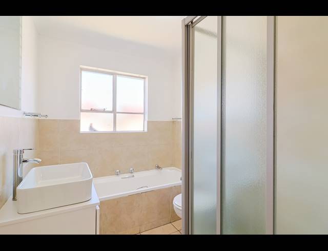 2 BEDROOM APARTMENT FOR SALE IN LIEFDE EN VREDE